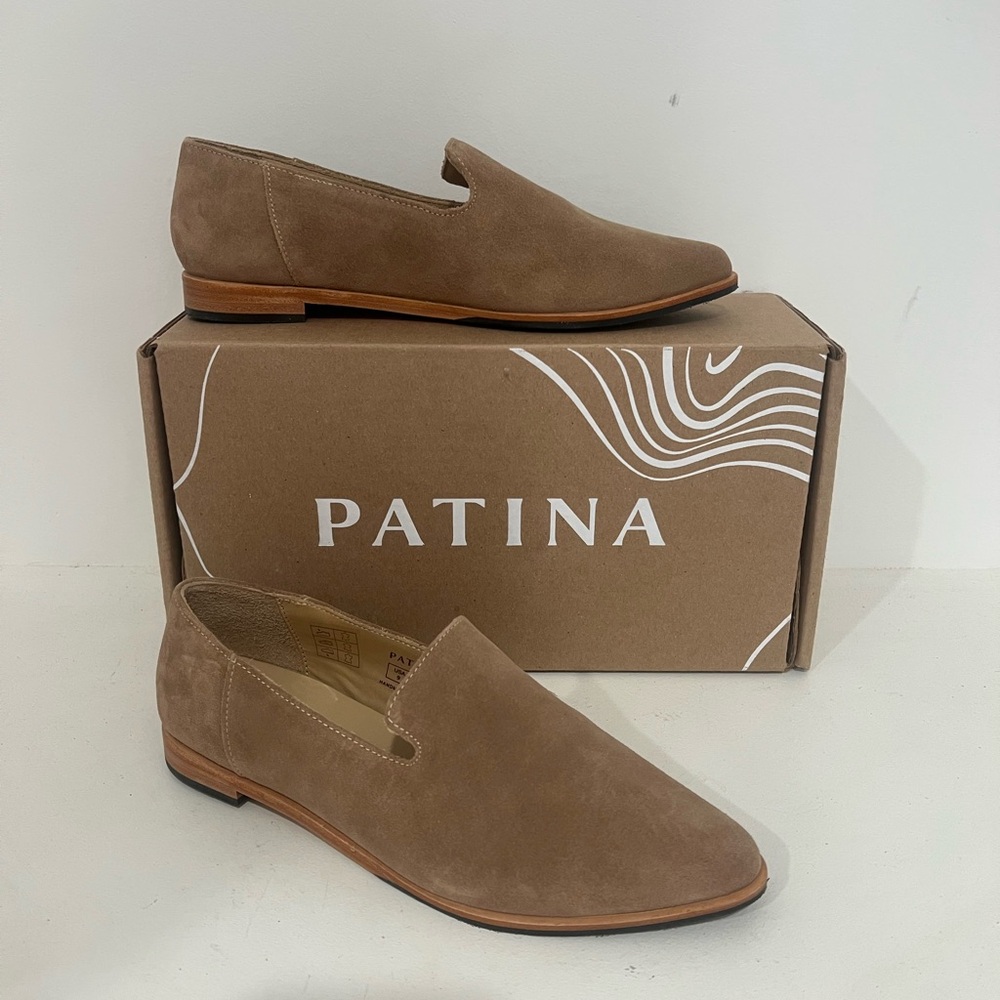 Patina Women's Tan Suede Loafers